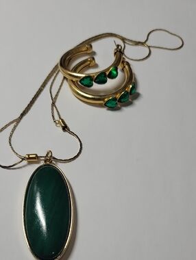Gold-Tone Green Stone Pendant Necklace and Hoop Earrings Set